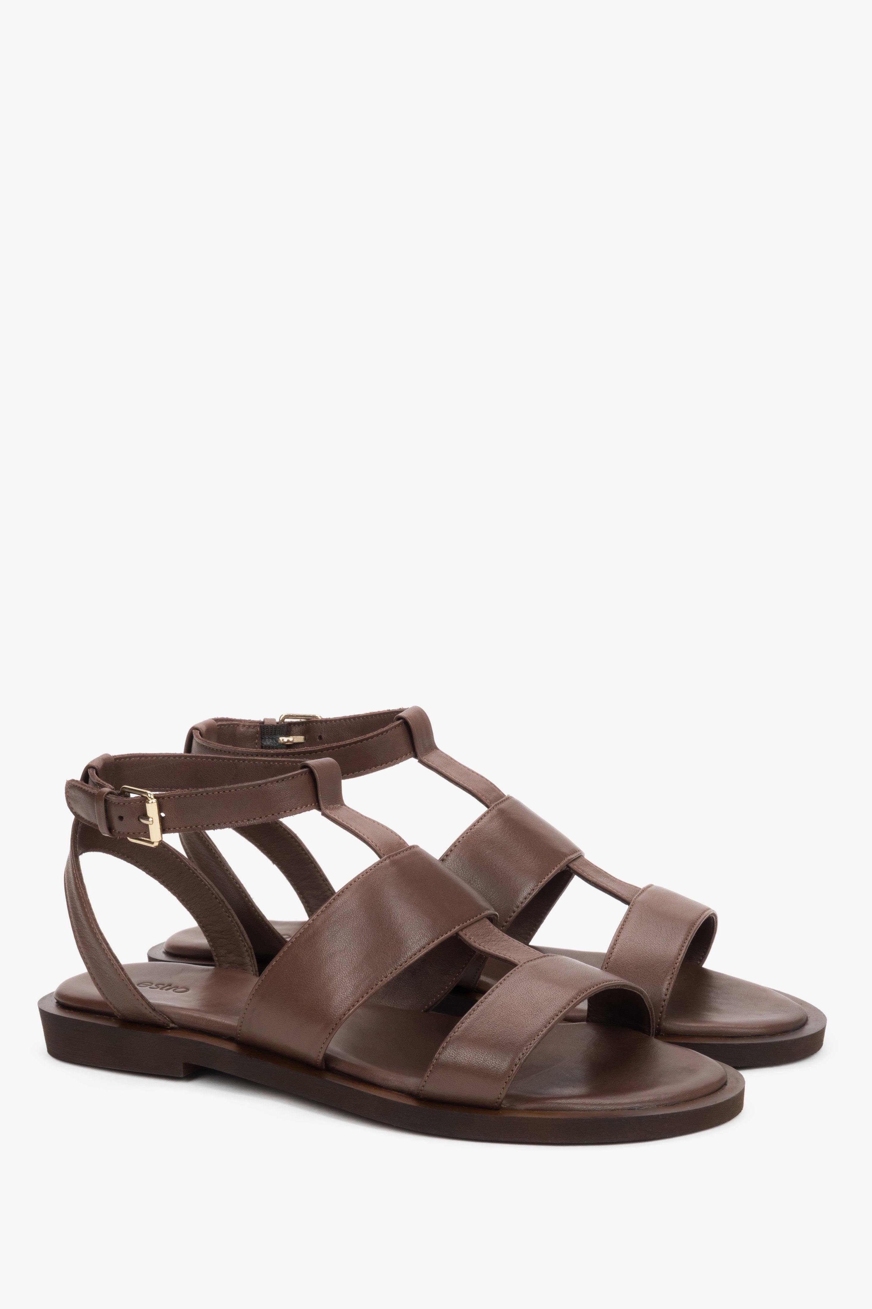 Women's chocolate brown natural leather sandals with wide straps and a flat sole, Estro.