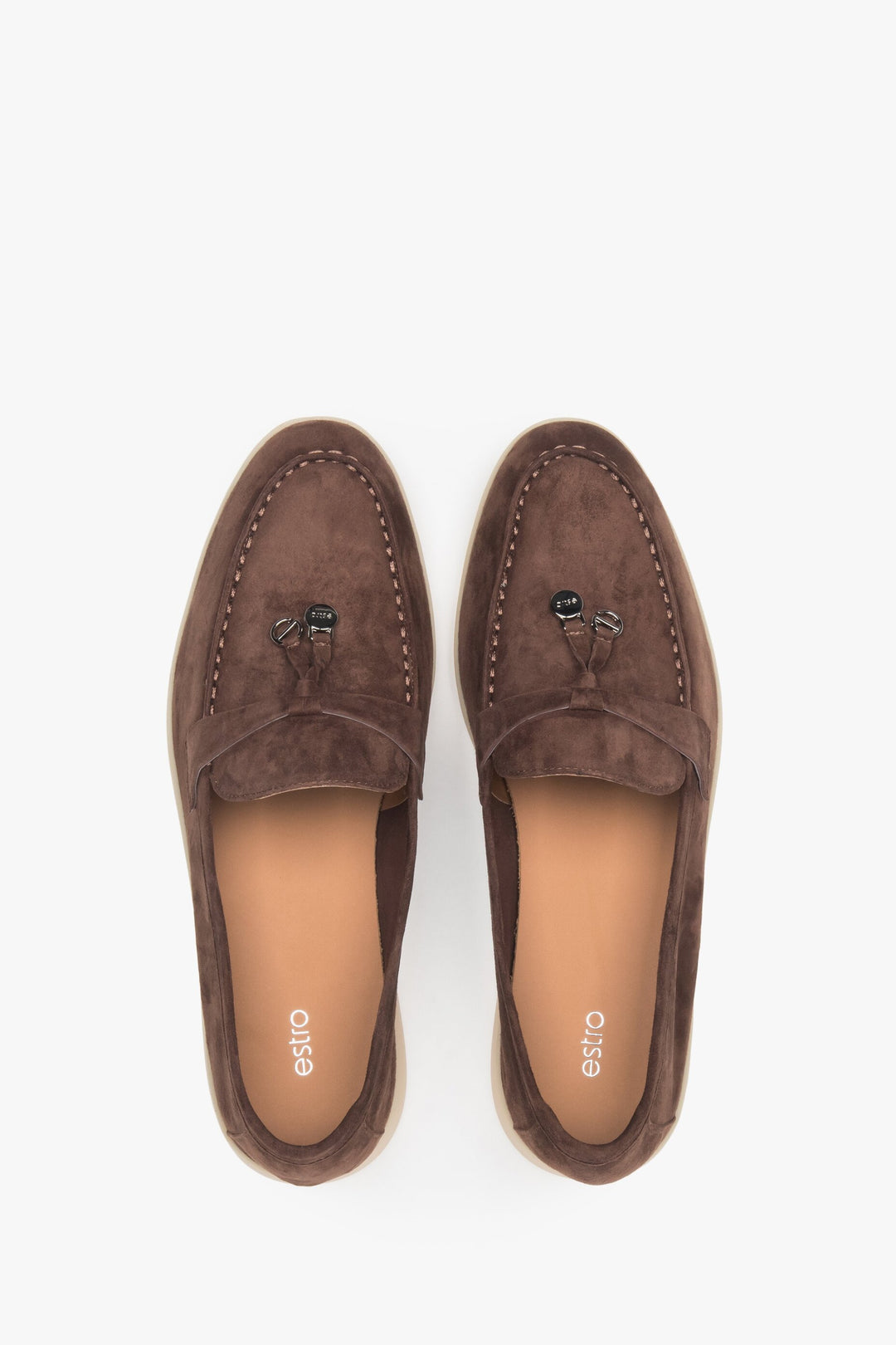 Saddle brown women's loafers of Estro brand made of velour and leather - presentation of the footwear from above.