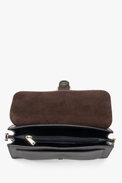 Women's Small Saddle Brown Shoulder Bag from Estro. 