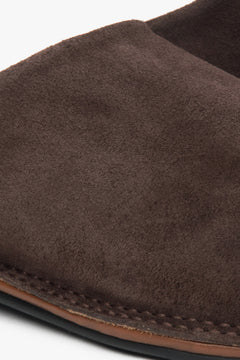 Soft saddle brown velour mules from Estro, the perfect blend of luxury and relaxation for women.
