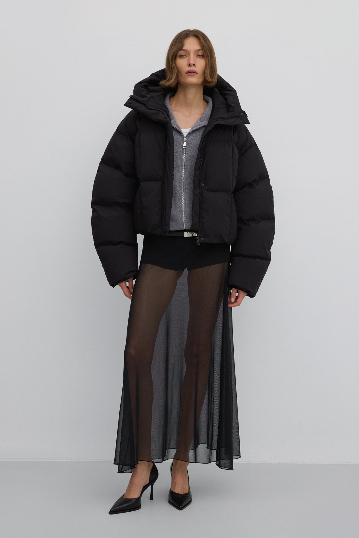 Short black women's puffer jacket with high collar for winter Estro ER00117988.