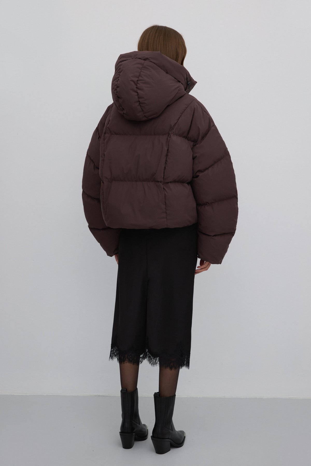 Dark brown short women’s puffer jacket with high collar for winter Estro ER00117989.