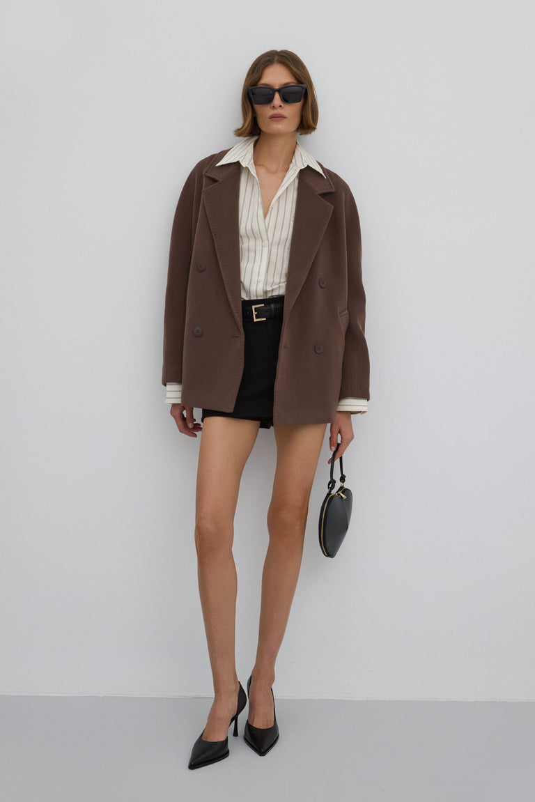 Brown short double-breasted women’s coat with wool by Estro.