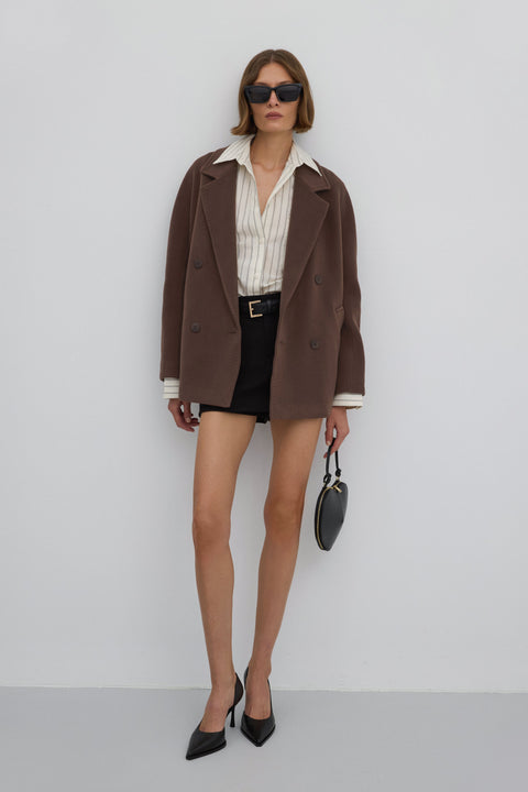 Brown short double-breasted women’s coat with wool by Estro.