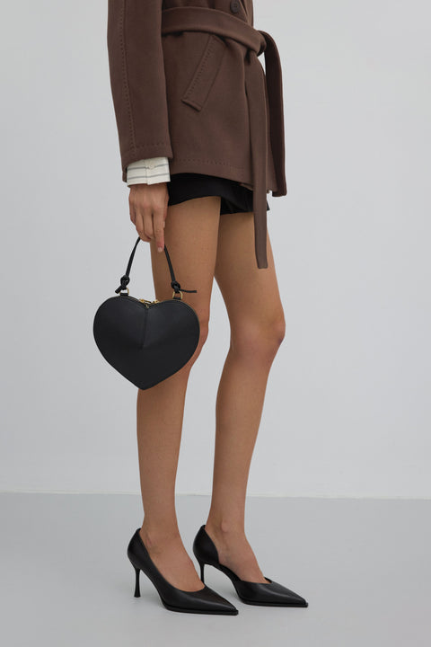 Estro women’s coat — short, double-breasted, in brown.