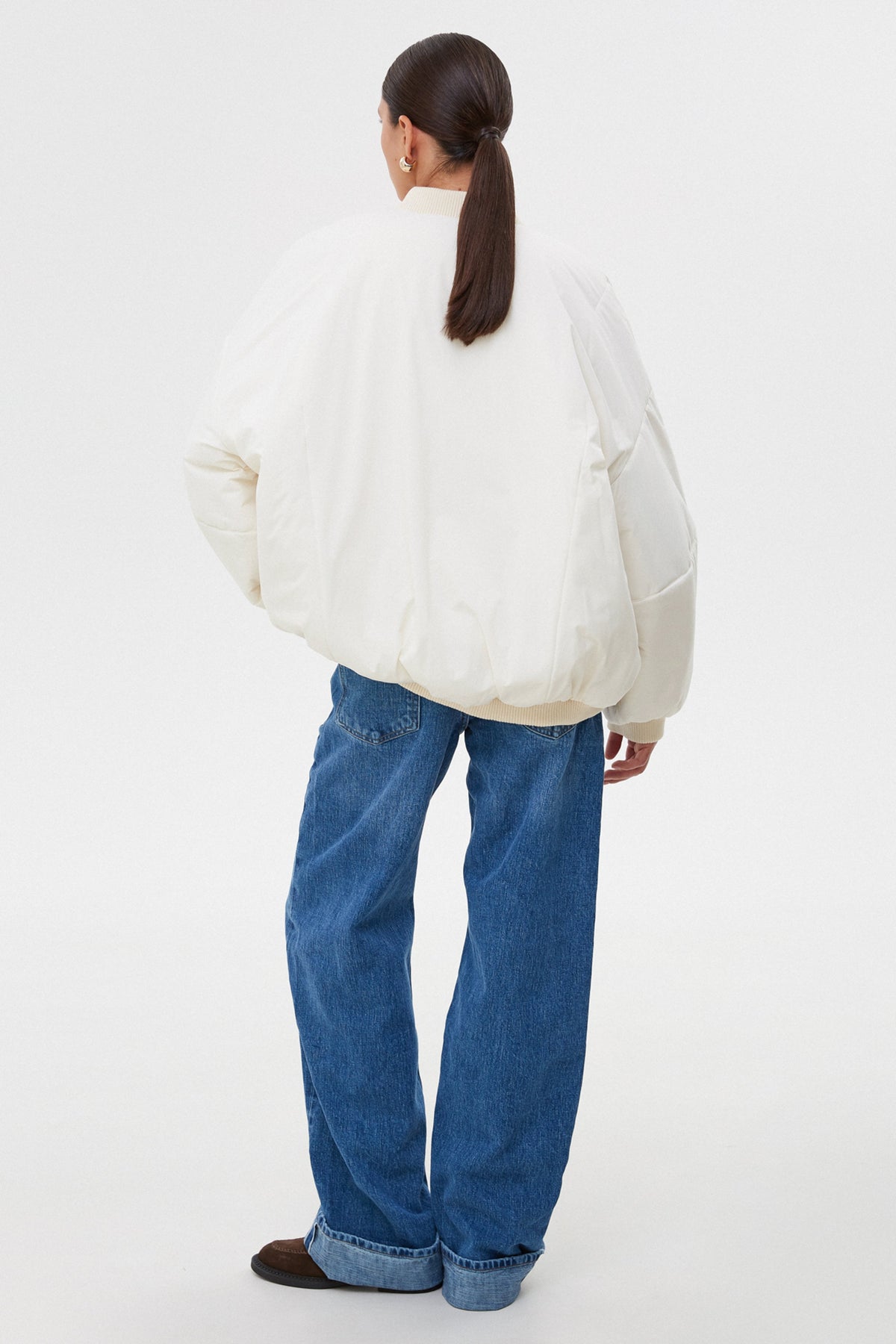 Women’s short milk-white oversize bomber jacket with a stand collar, Estro.
