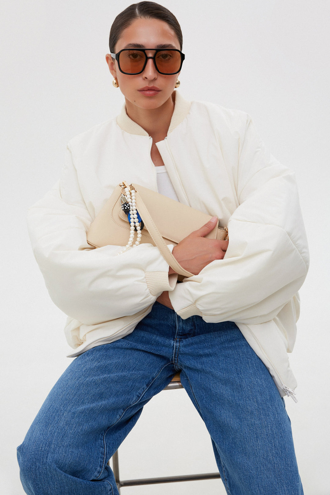 Milk-white women’s bomber jacket Estro, short, with a stand collar, oversize fit.