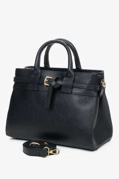 Women's small black satchel handbag made of Premium Italian Genuine Leather Estro ER00118334.