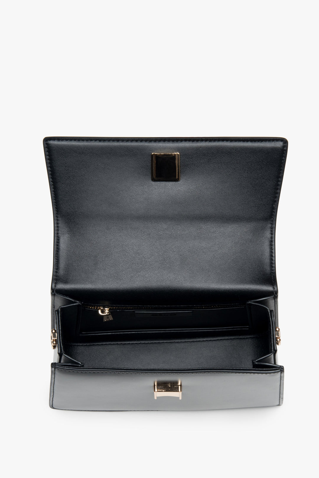 Small black satchel-style women’s handbag made of genuine leather, Estro.