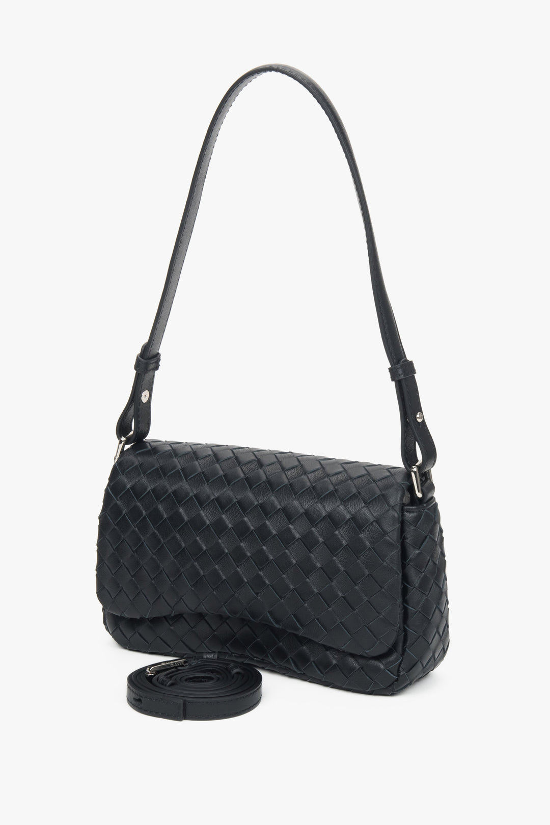 Women’s small black shoulder bag made of woven genuine leather, Estro.