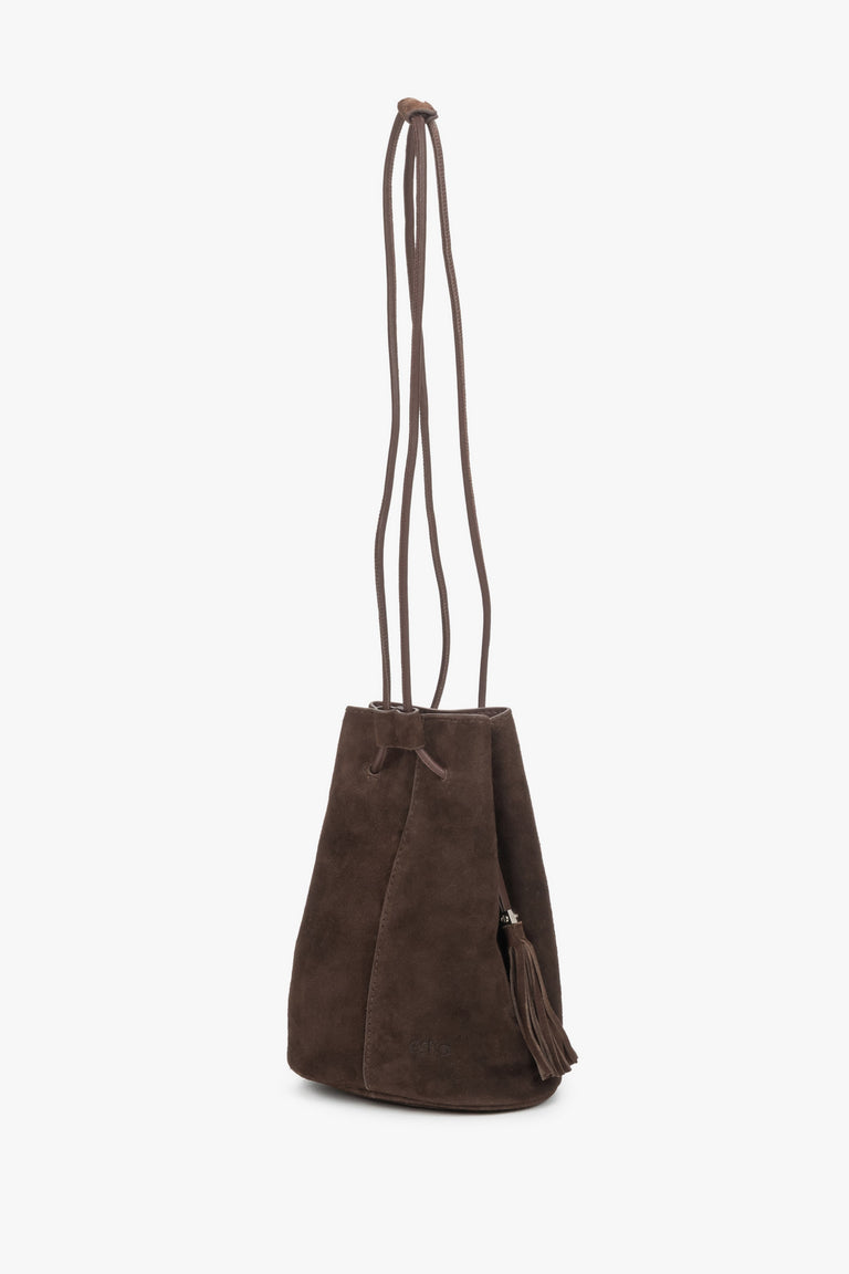 Estro - small brown drawstring handbag for women, crafted from natural velour.