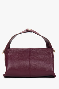 Women’s small burgundy handbag made of Premium Italian genuine leather by Estro.