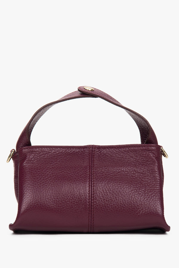 Women’s small burgundy handbag made of Premium Italian genuine leather by Estro.