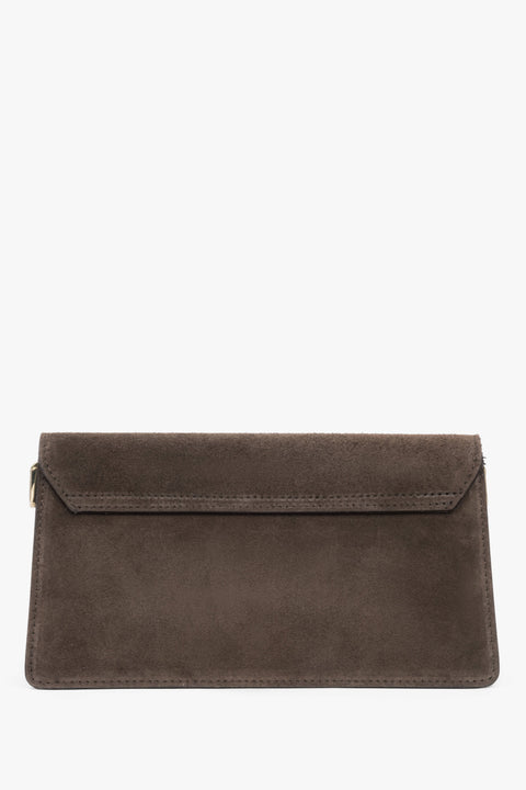 Dark brown women’s shoulder bag by Estro, made of high-quality premium Italian genuine velour.