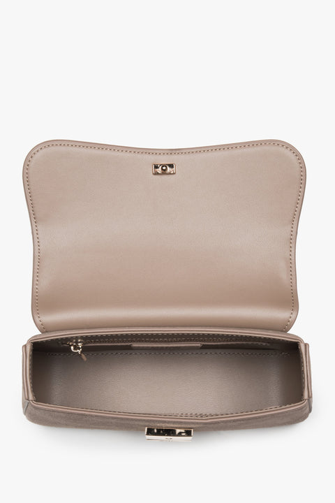 Women’s small light brown satchel handbag made of genuine velour by Estro.