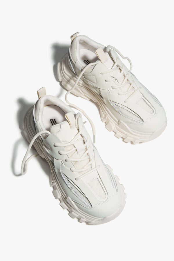 Women's White Low-Top Chunky Platform Sneakers for Fall ⠂ESTRO