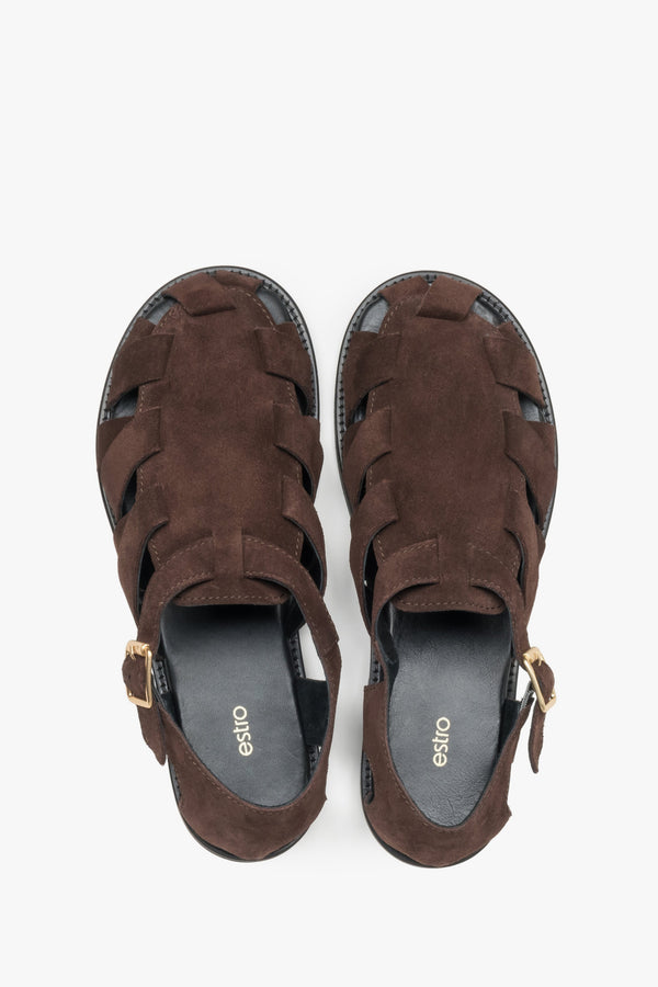 Soft dark brown women’s Estro fisherman-style sandals made of natural velour.