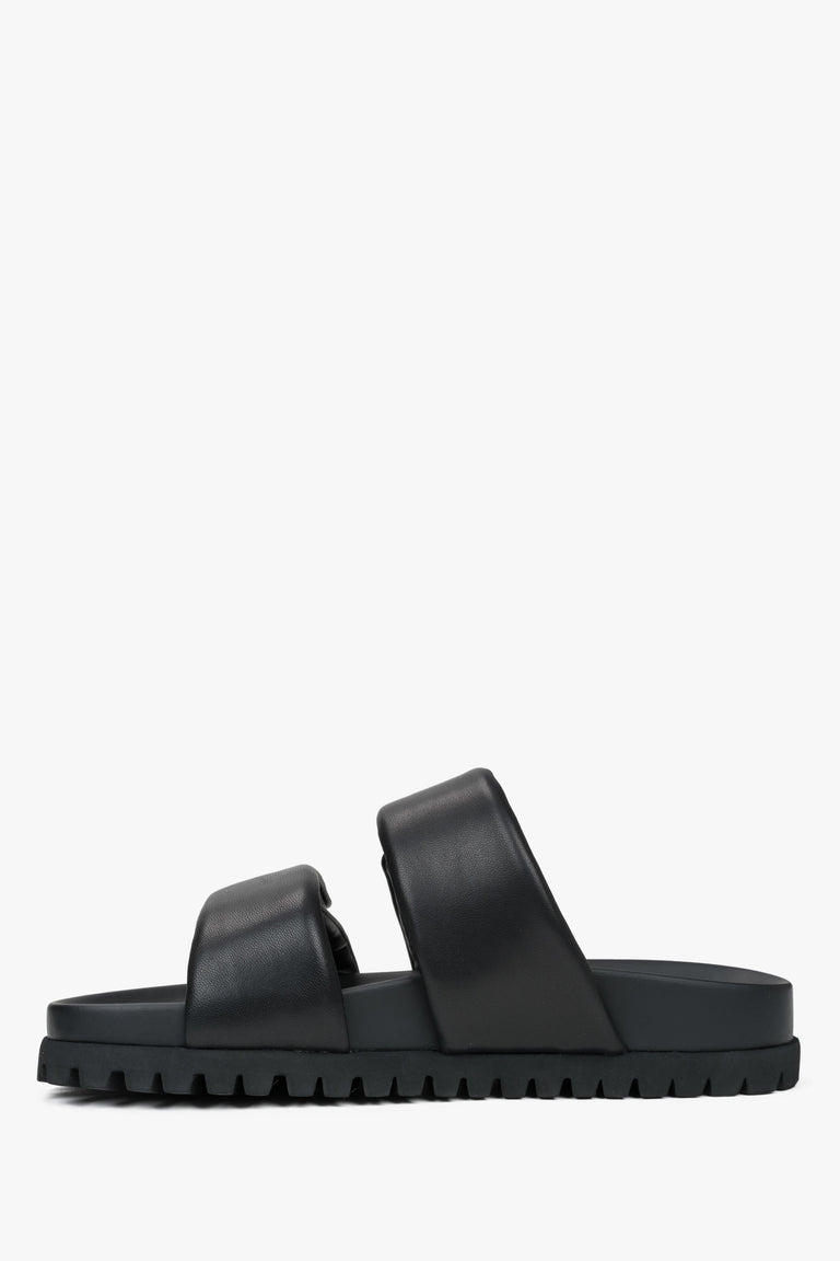 Stylish women's black slides by Estro, crafted from high-quality genuine leather and featuring soft, delicate straps.