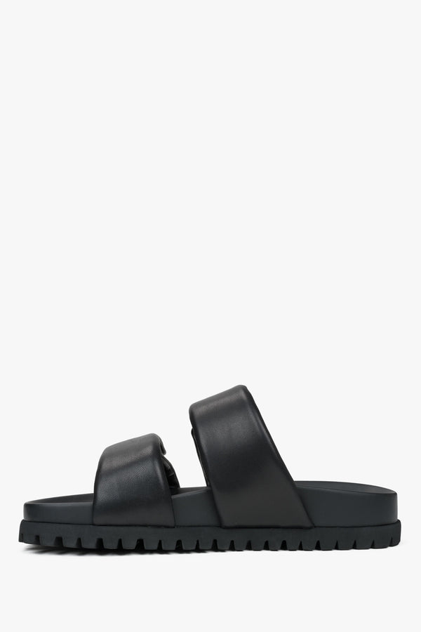 Stylish women's black slides by Estro, crafted from high-quality genuine leather and featuring soft, delicate straps.