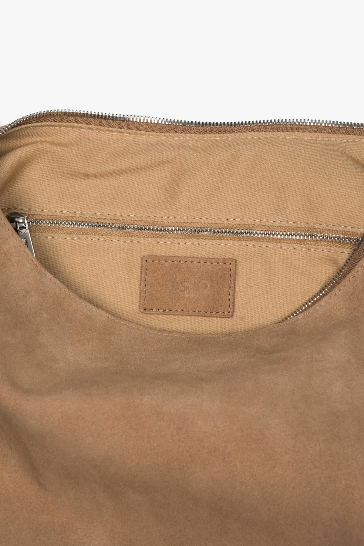 Women’s spacious beige natural velour shopper bag with silver hardware, Estro.