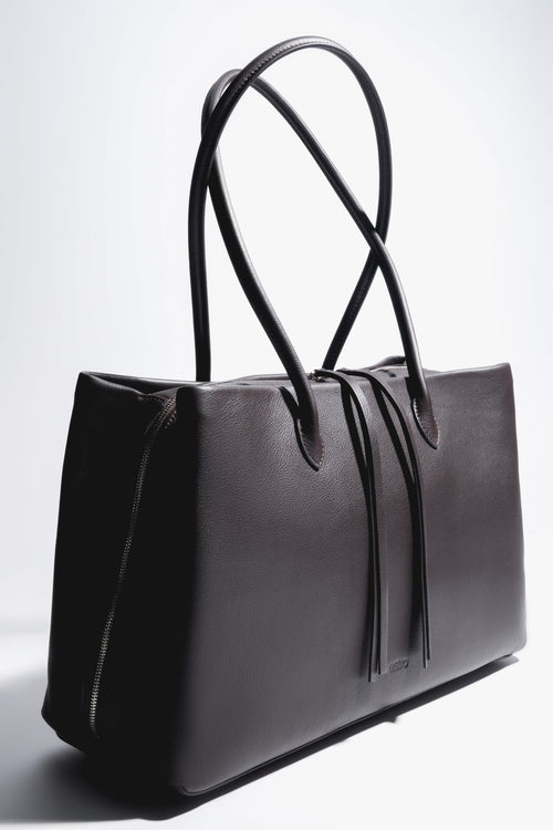 Women’s Spacious Dark Brown Tote Bag in Genuine Leather Estro ER00120577.