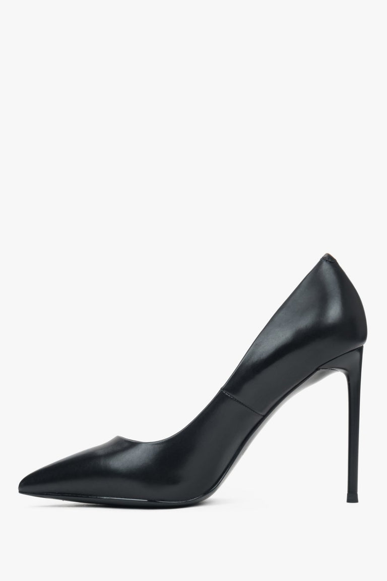 Women's black high-heeled stilettos made of genuine leather by Estro - shoe profile.