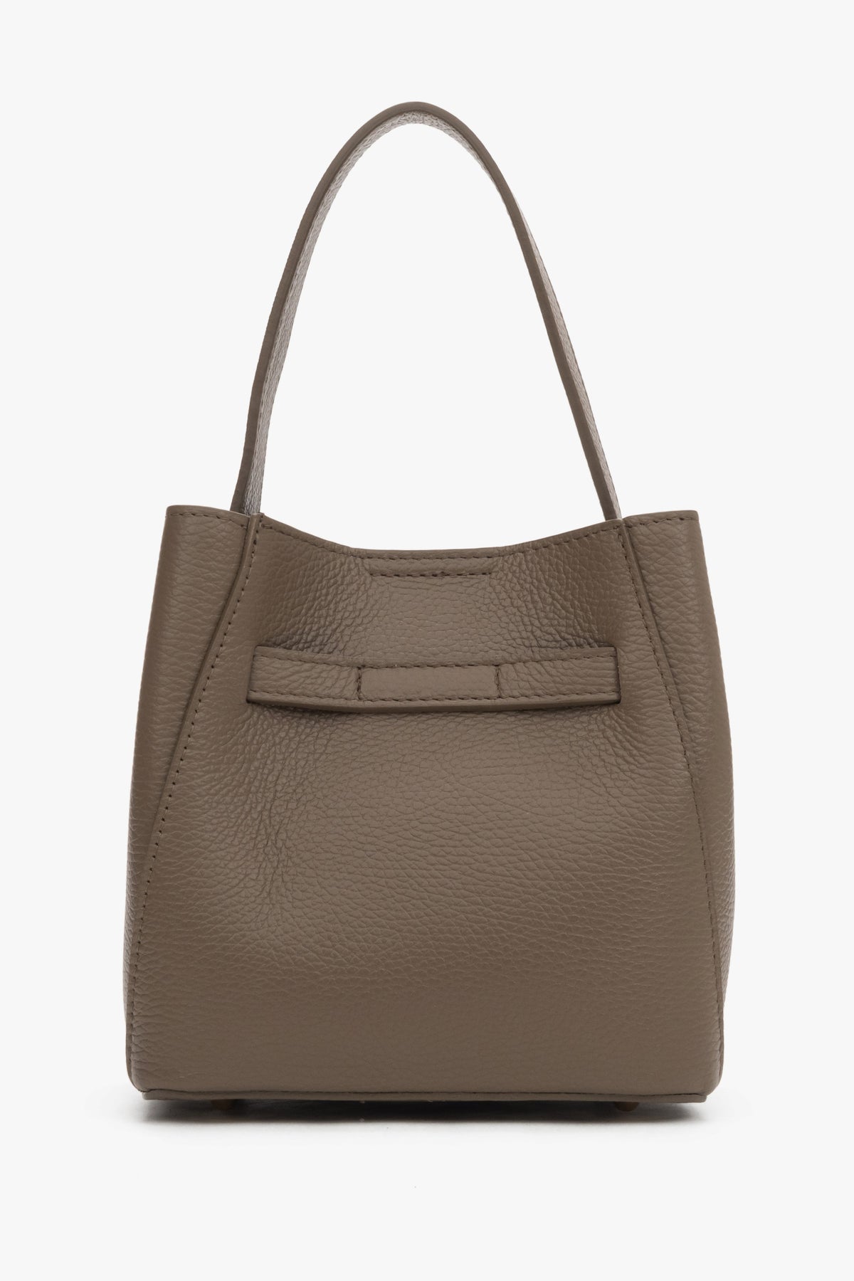 Handy women’s satchel handbag made of premium Italian genuine leather in taupe.