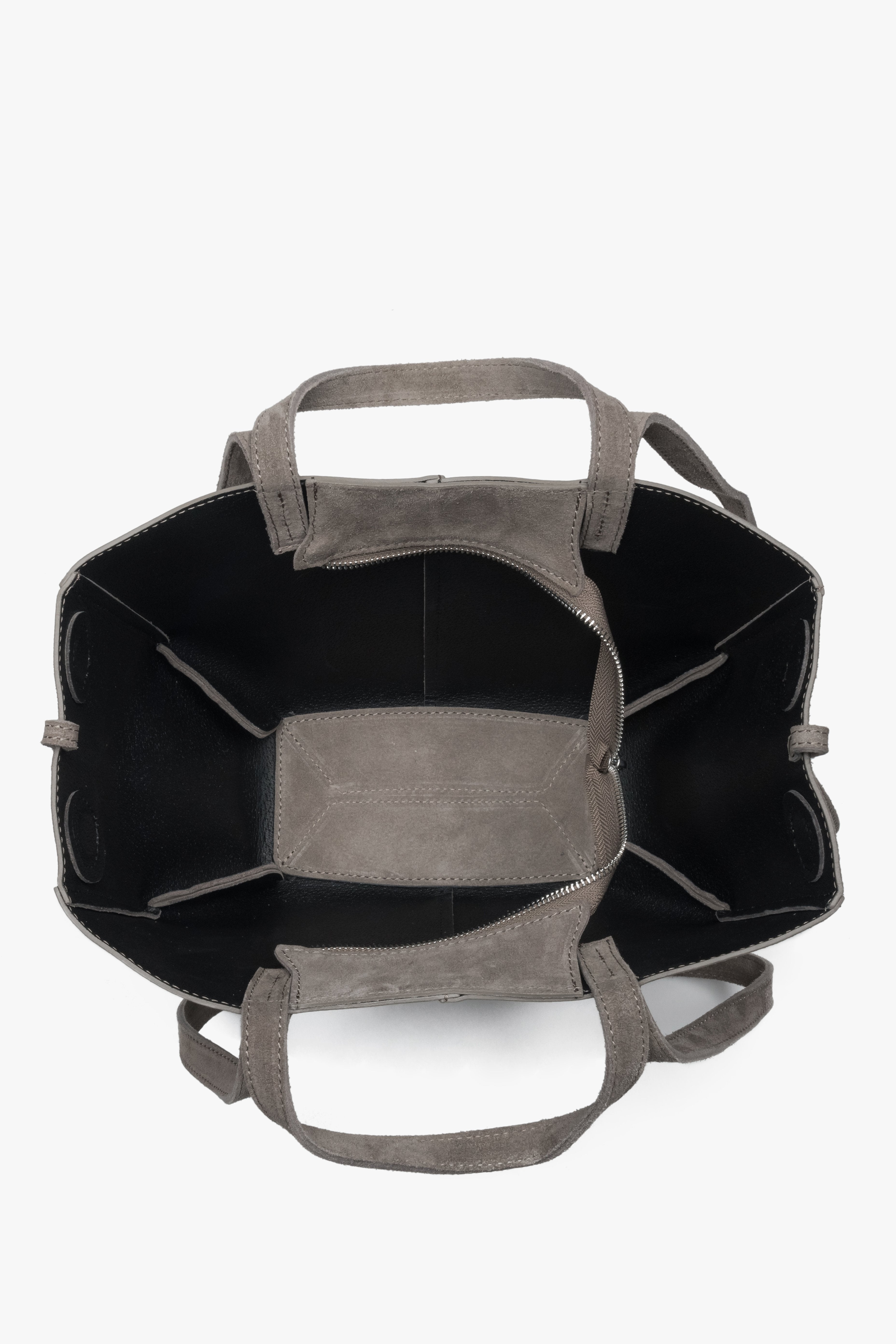 Women's shoulder bag with long handles, taupe, made of Premium Italian Genuine Velour, Estro.