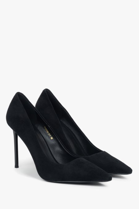 Women's black pumps made of genuine velour.