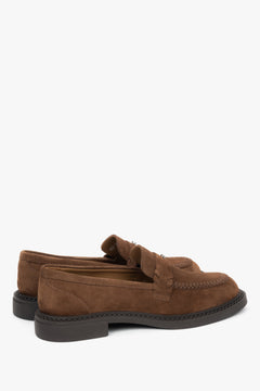 Brown velour penny loafers for women by Estro - close-up of the heel.