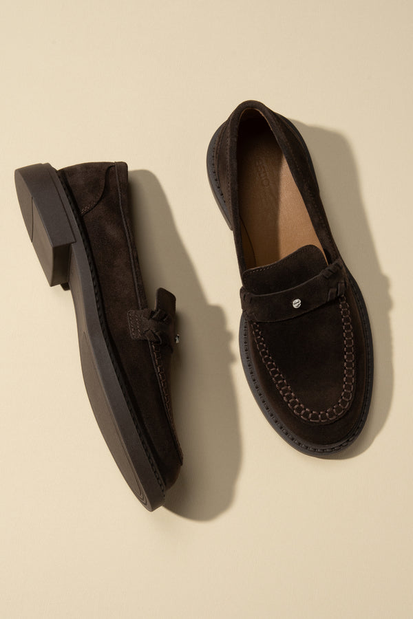 Women's Chocolate Penny Loafers made of Premium Italian Genuine Velour Estro ER00116793.