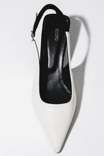 Women’s White and Black Leather Slingback Funnel Heels Estro ER00119766.