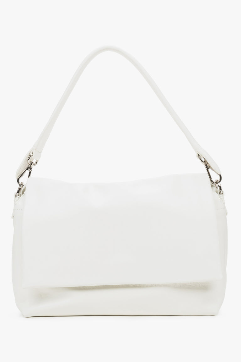 Women's white genuine leather crossbody bag with magnetic closure Estro.