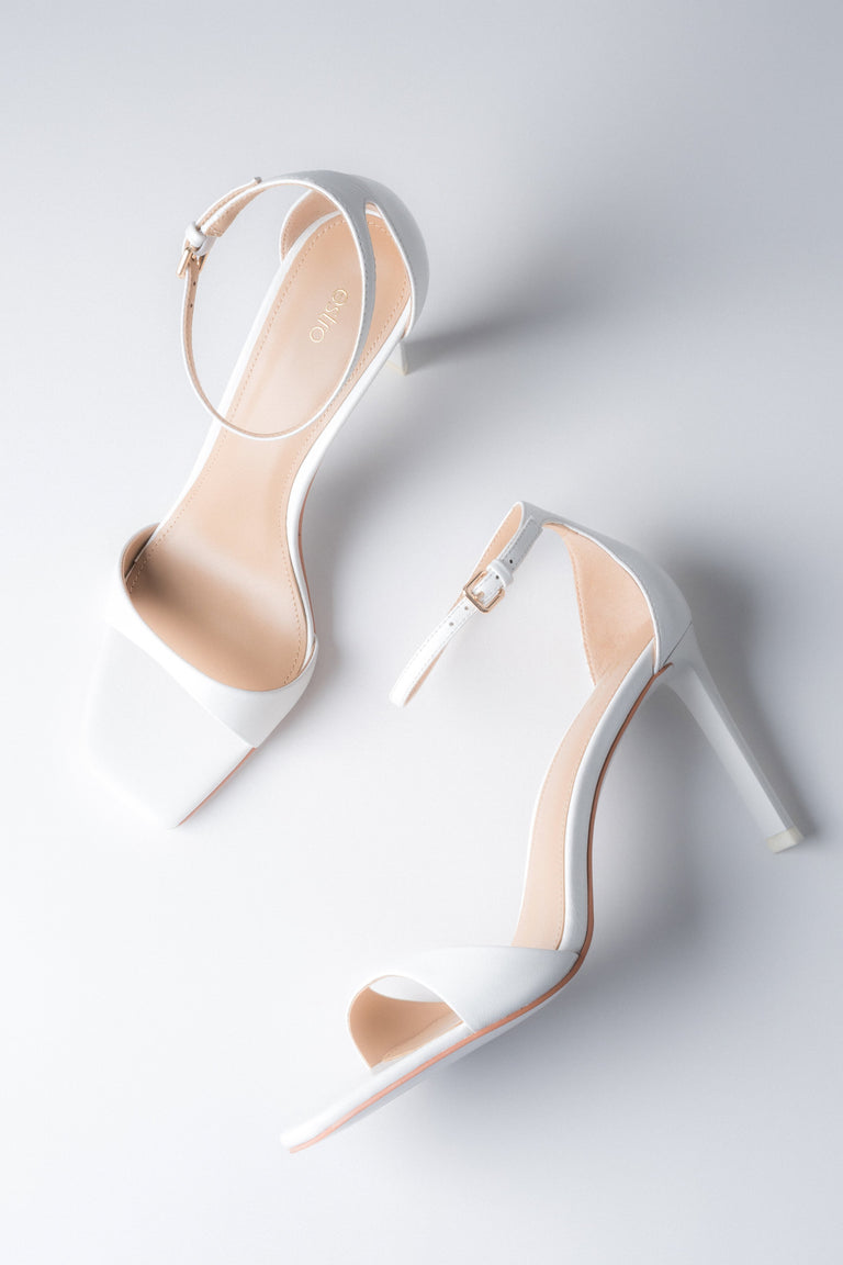 Women’s White Genuine Leather Stiletto Sandals with a Square Toe Estro ER00119287.