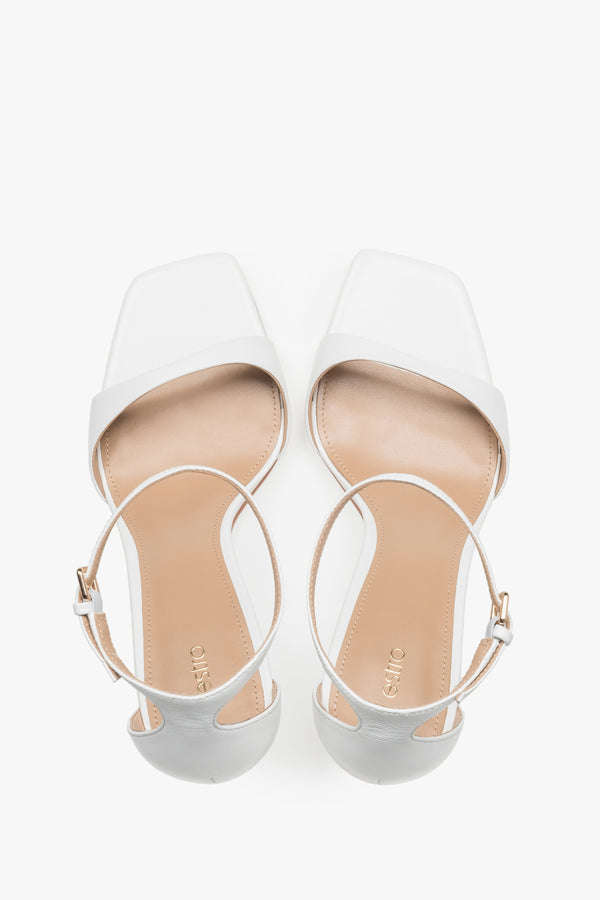 Luxurious chevro leather lining – softness and comfort you feel from the very first wear.