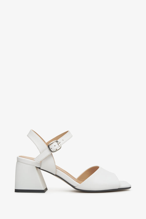 Women's White Leather Heeled Sandals Estro ER00112819.