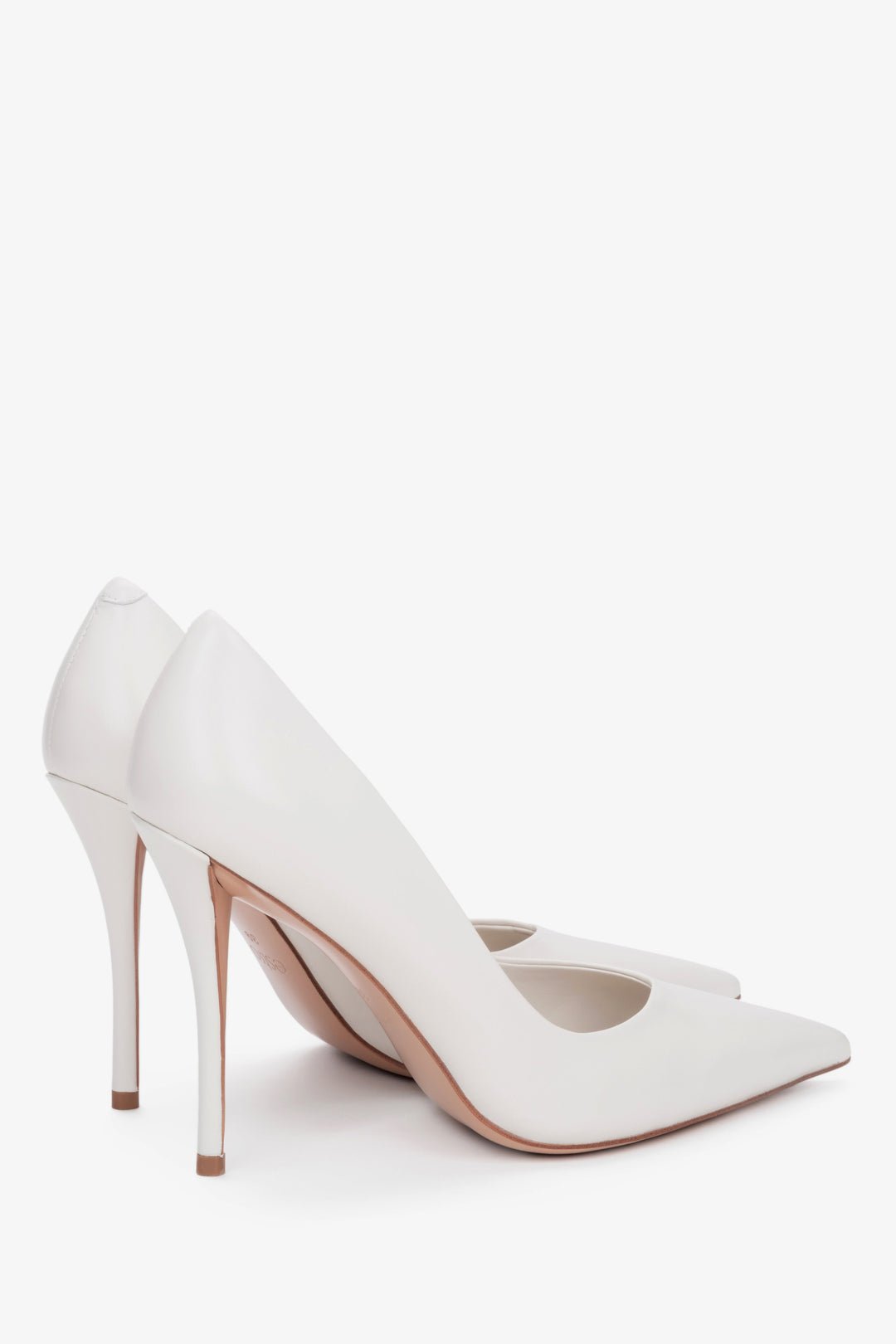 Genuine leather white stiletto high heels for women with a slim heel and a pointed toe, Estro.