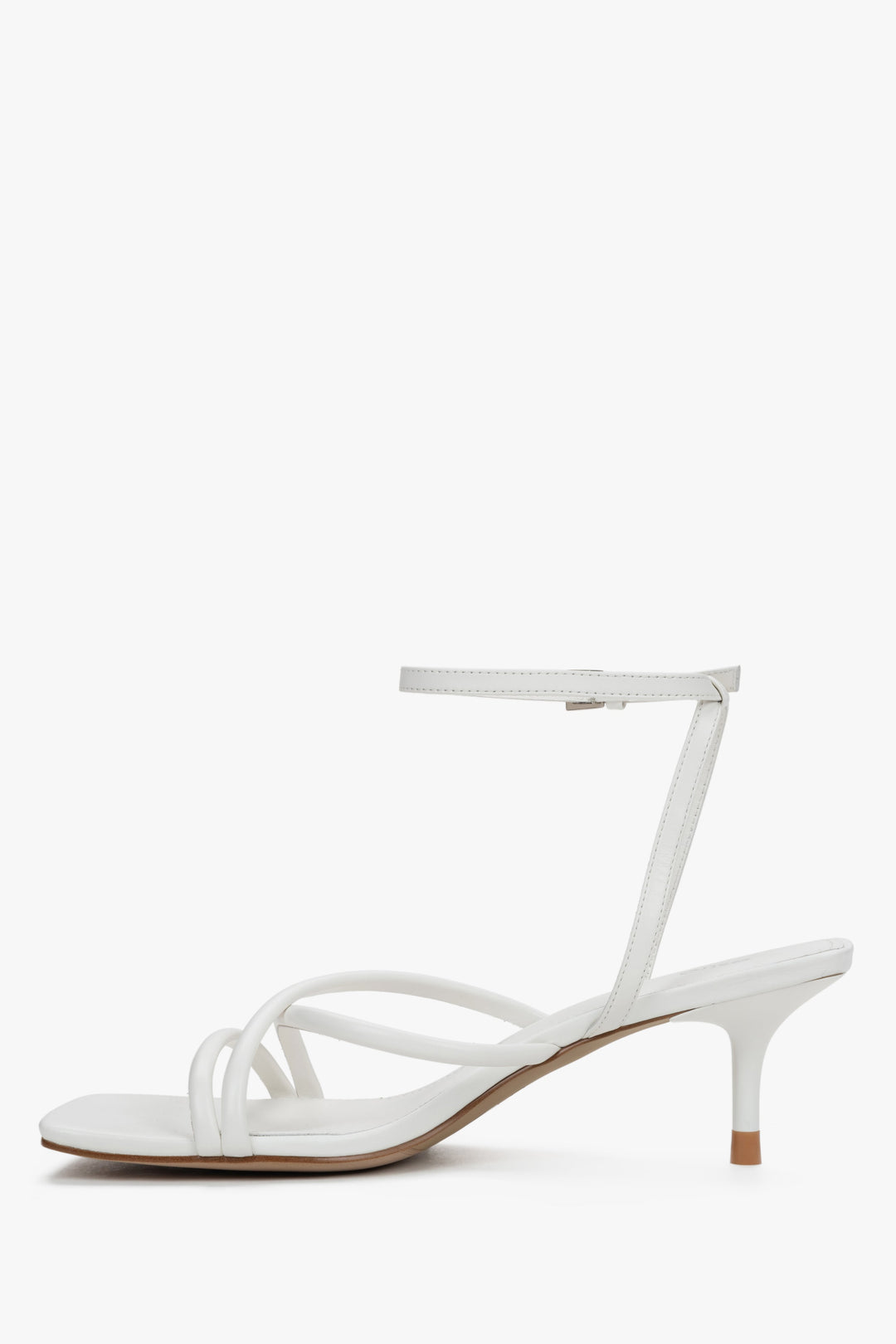 Women's white leather sandals with square toe and buckle fastening.