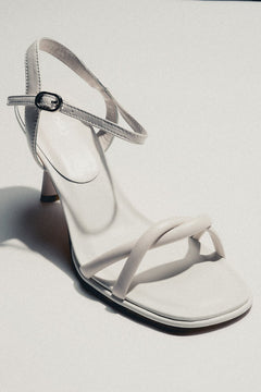 Women's White  Leather Stiletto Sandals with Thin Straps Estro ER00117202.