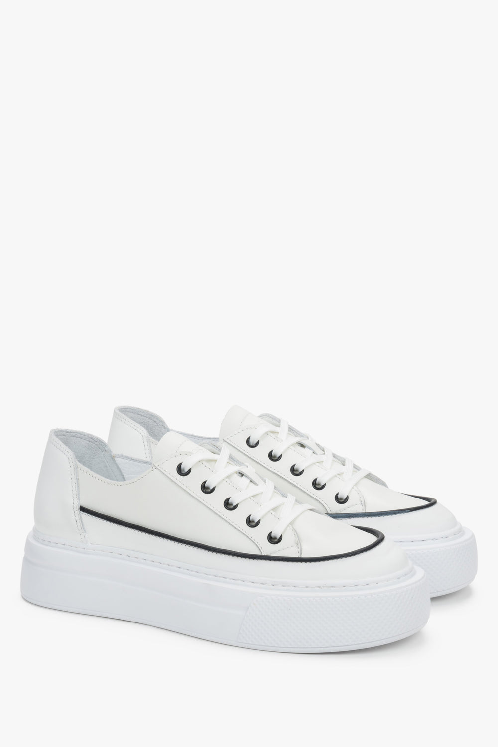 Women’s white platform sneakers by Estro in Italian premium leather.