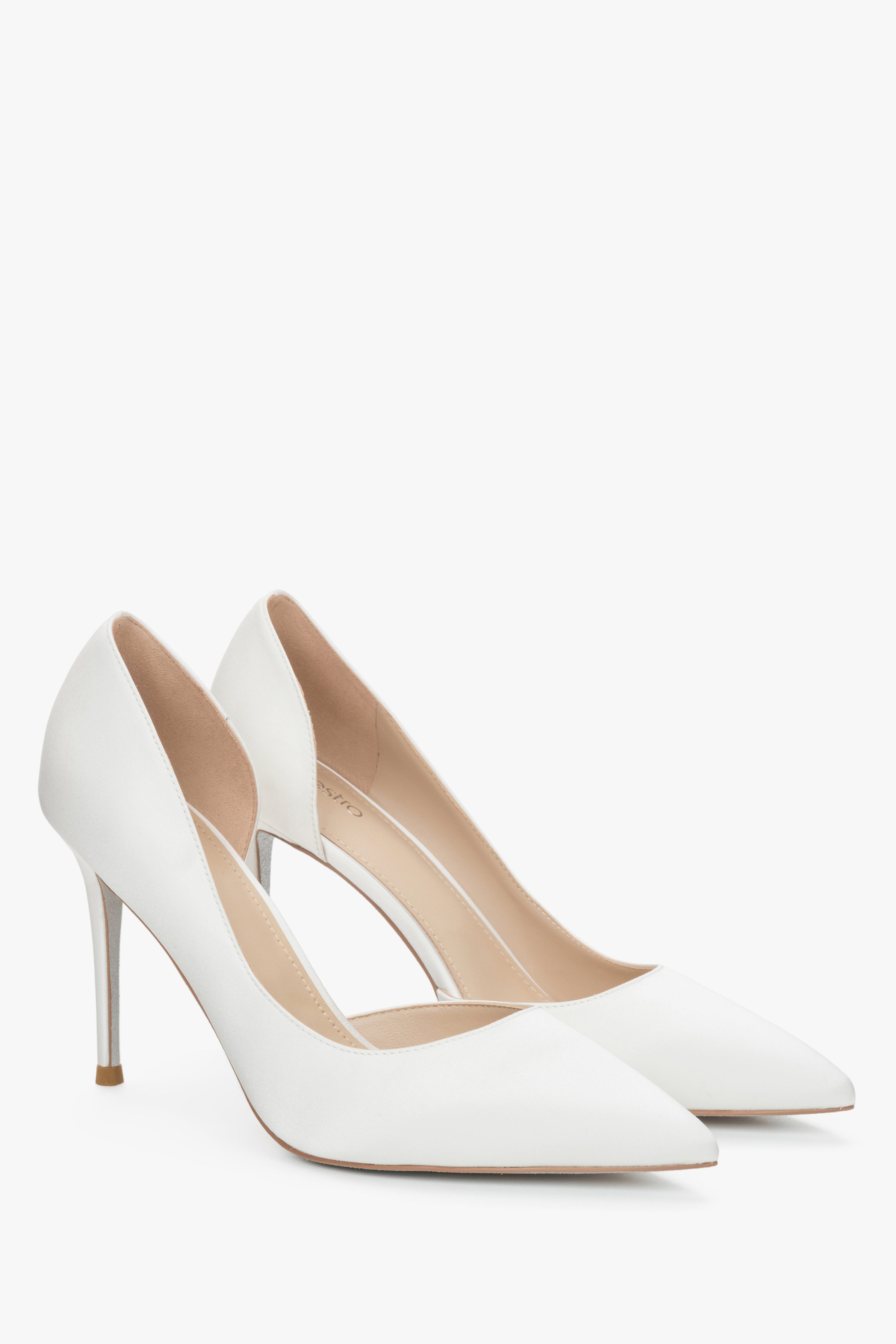 White women’s pointed-toe stiletto heels with a satin finish.