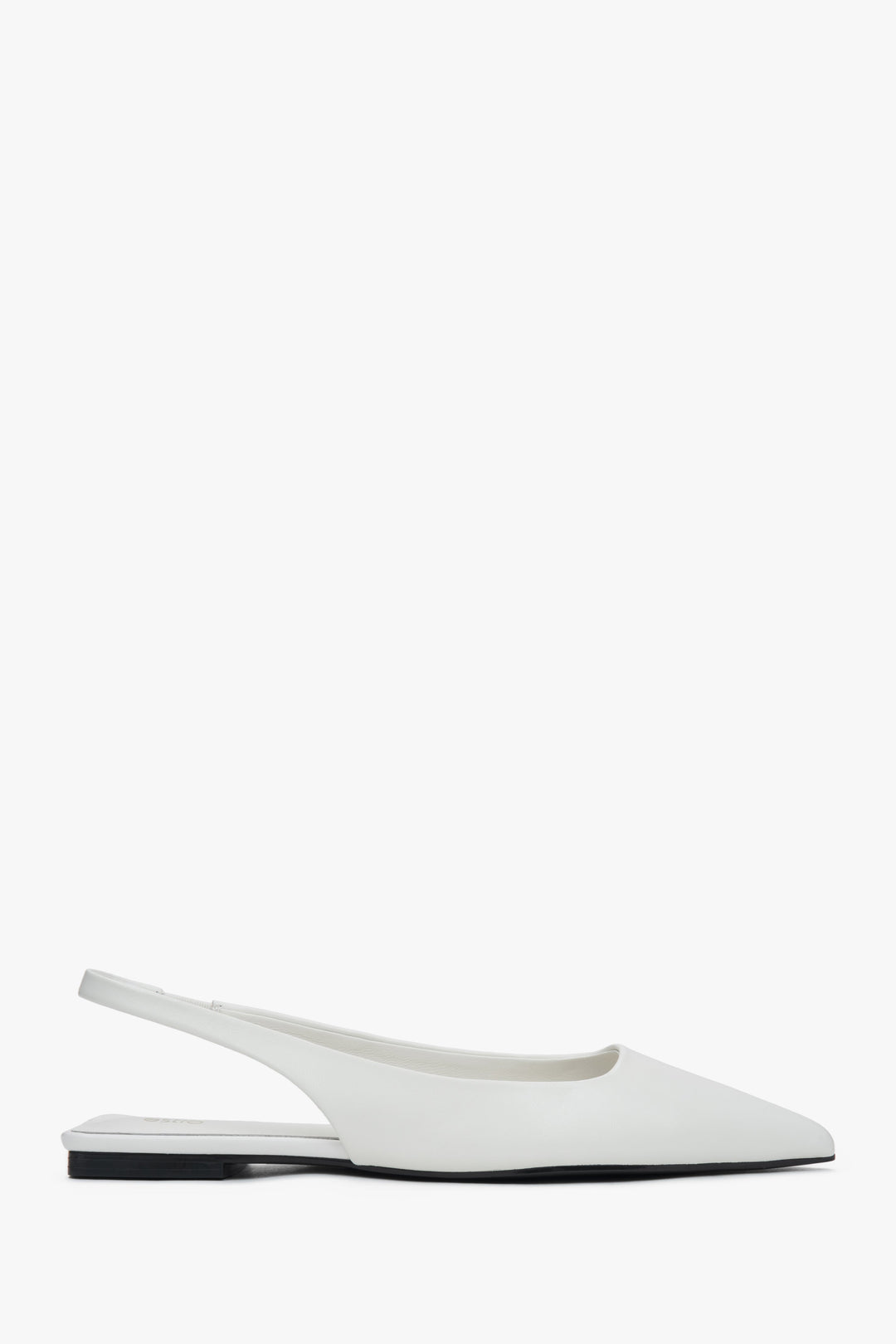 Women's White Slingback Flats with a Pointed Toe Estro ER00117211.