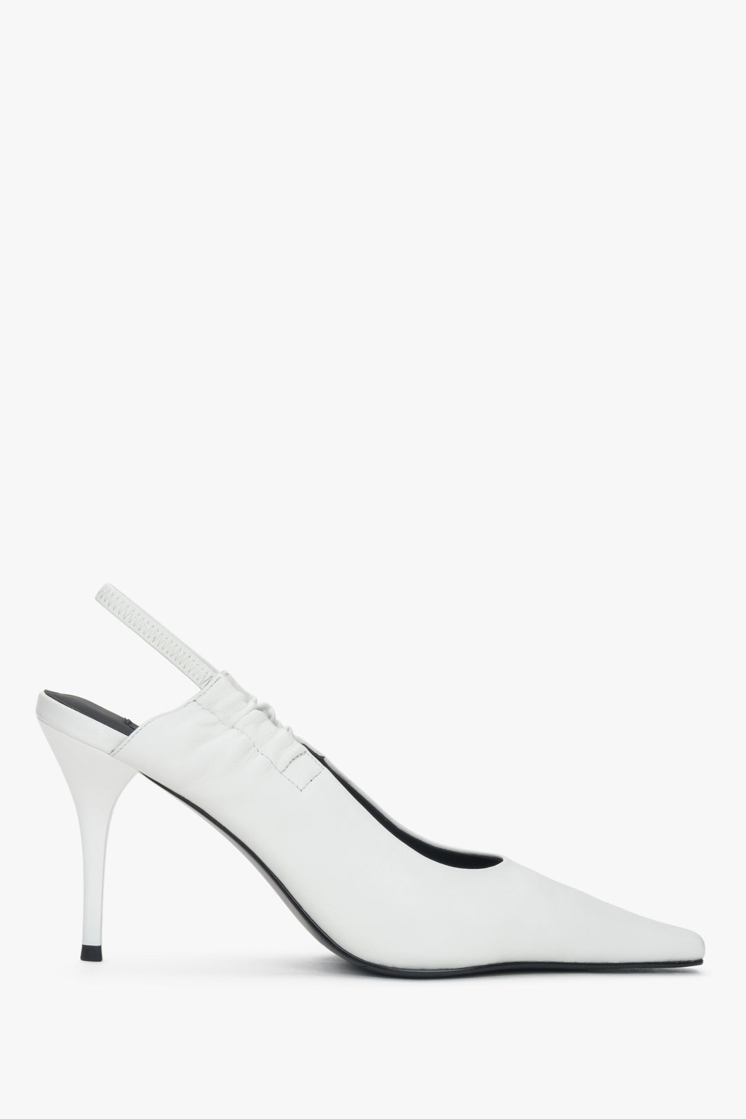Women’s slingback pumps Estro Selection.