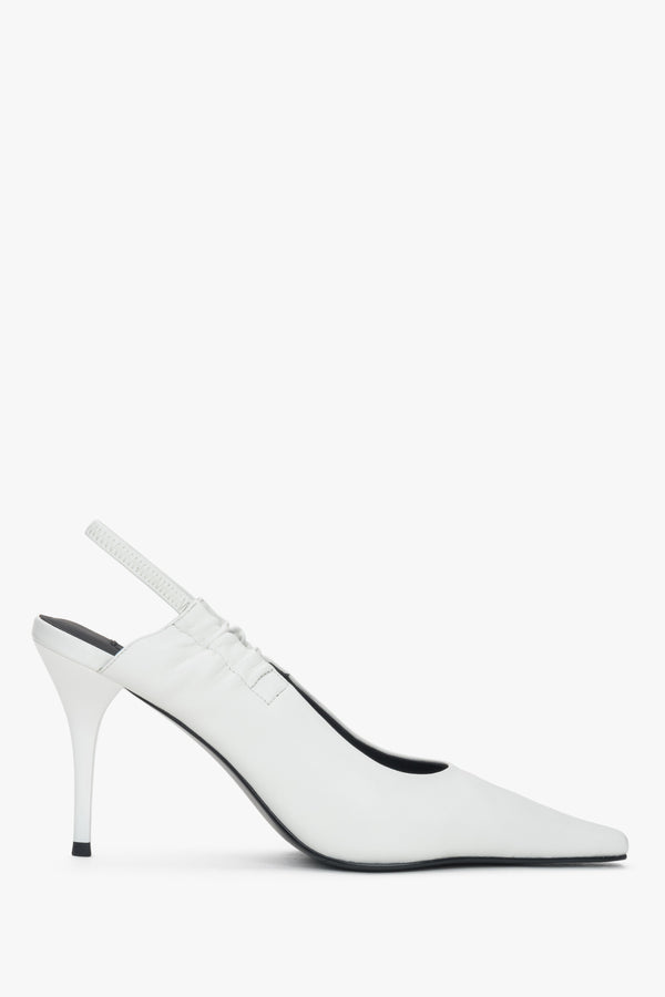 Women’s slingback pumps Estro Selection.