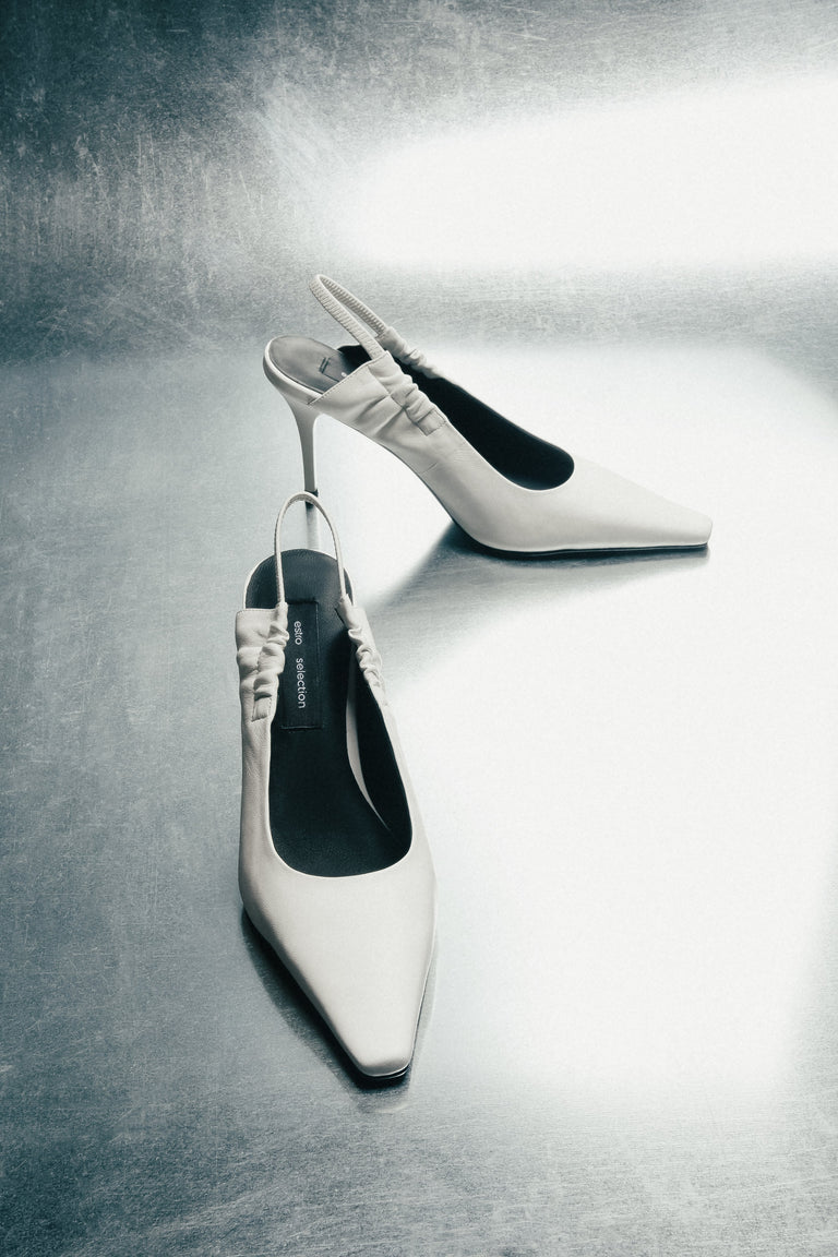 Women’s pumps, milky white, slingback style, in genuine leather, Estro Selection.