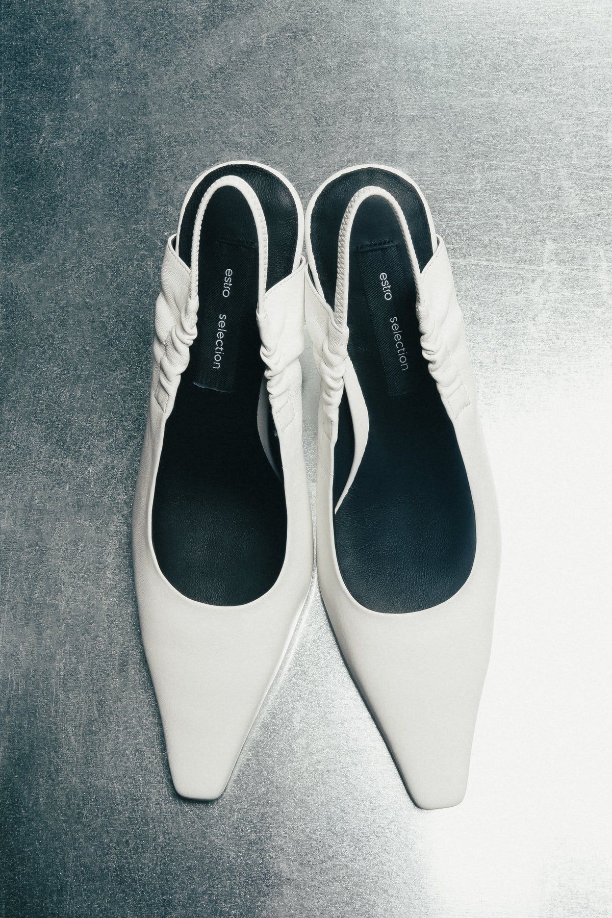 Women’s pumps, milky white, slingback style, in genuine leather, Estro Selection.