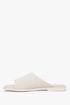 Women’s white slide sandals with a square toe in genuine leather, Estro.