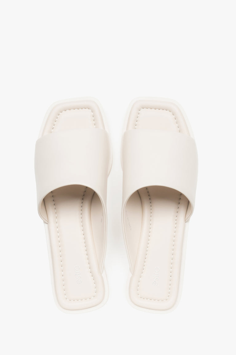Women’s white slide sandals with a square toe, made of genuine leather, Estro.