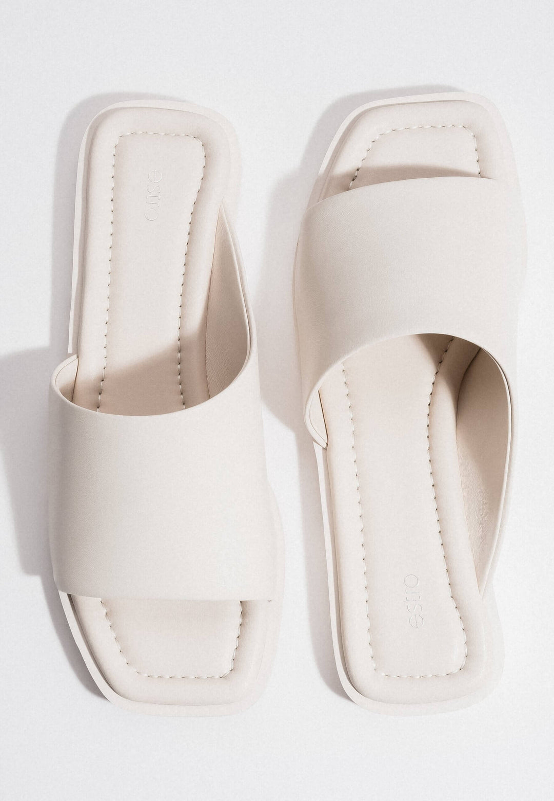 Women’s White Square-Toe Slide Sandals in Genuine Leather Estro ER00119225.