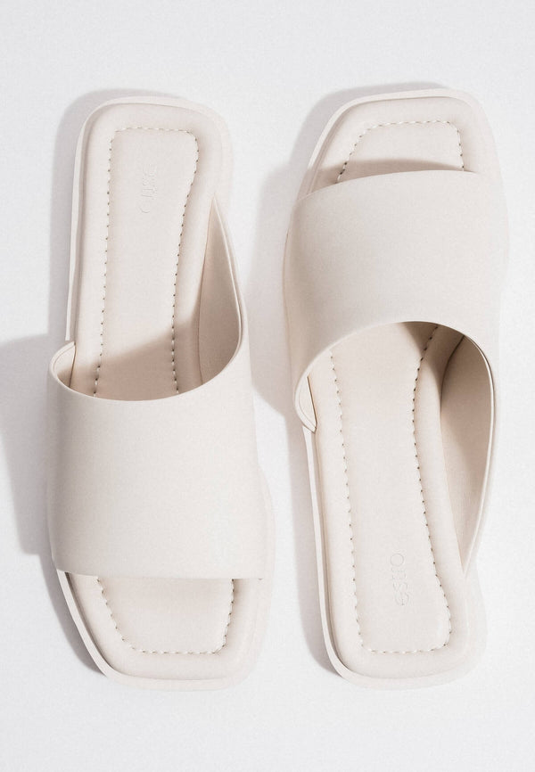 Women’s White Square-Toe Slide Sandals in Genuine Leather Estro ER00119225.